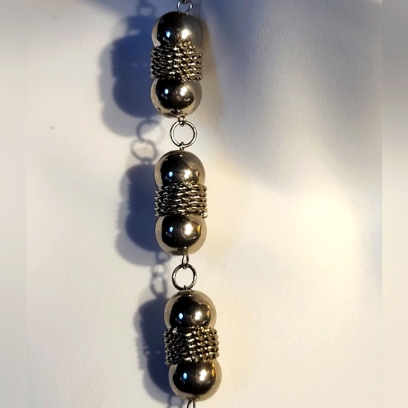 Funky Silver Tone Metal Beaded Long Necklace - Picture 3 of 4